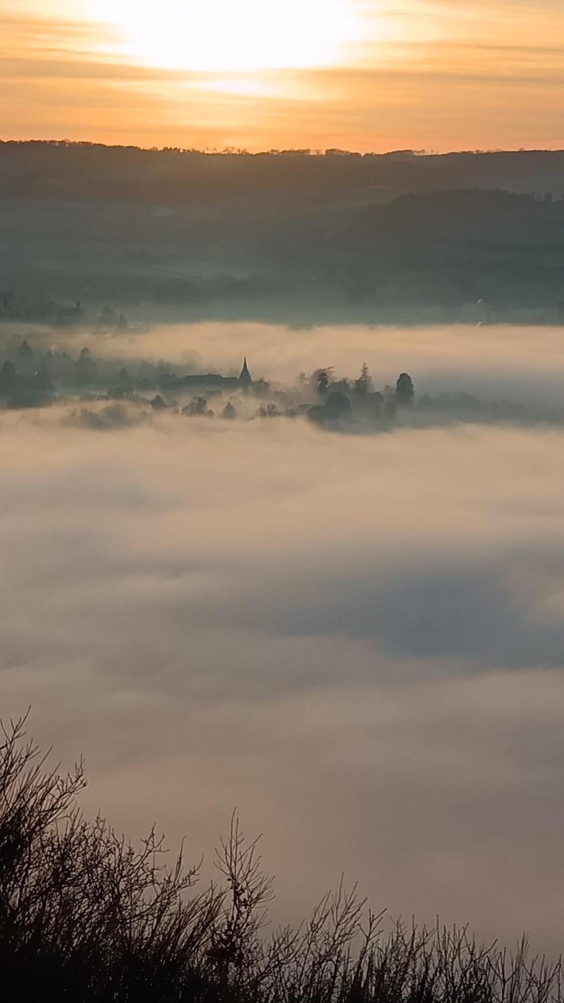 Le Vey Le Gue De Clecy Bed & Breakfast エクステリア 写真